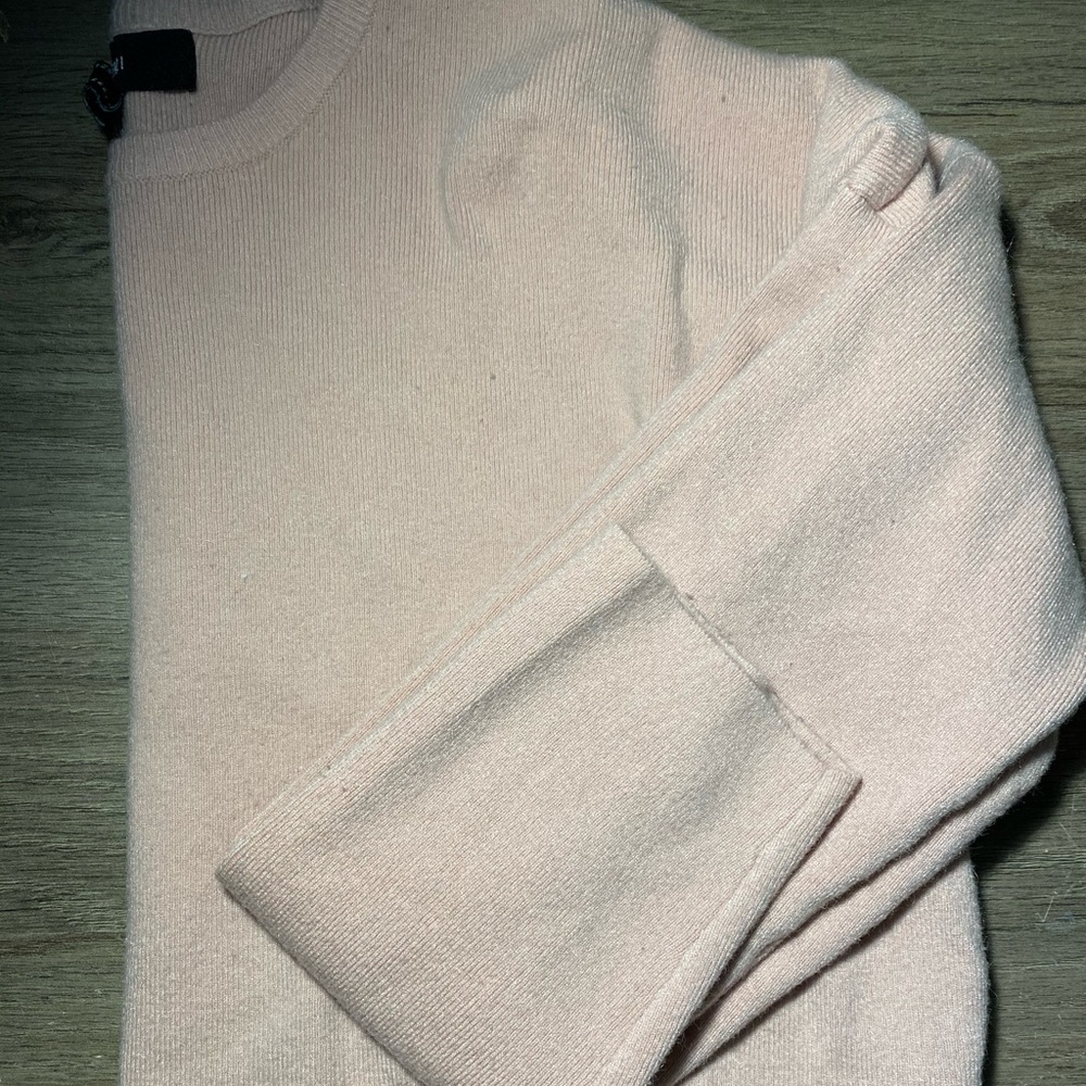 Forever 21 sweater - Picture 4 of 4